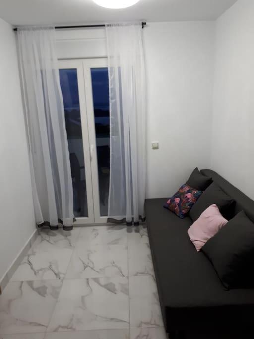 טורבייחה Apartament Flamingo Z Basenem מראה חיצוני תמונה